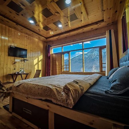 The Alpinist Cafe And Retreat Hotel Каза Екстериор снимка