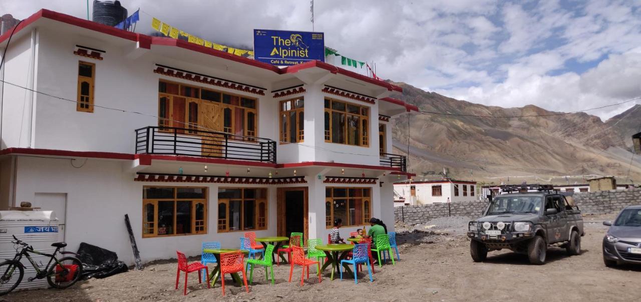 The Alpinist Cafe And Retreat Hotel Каза Екстериор снимка