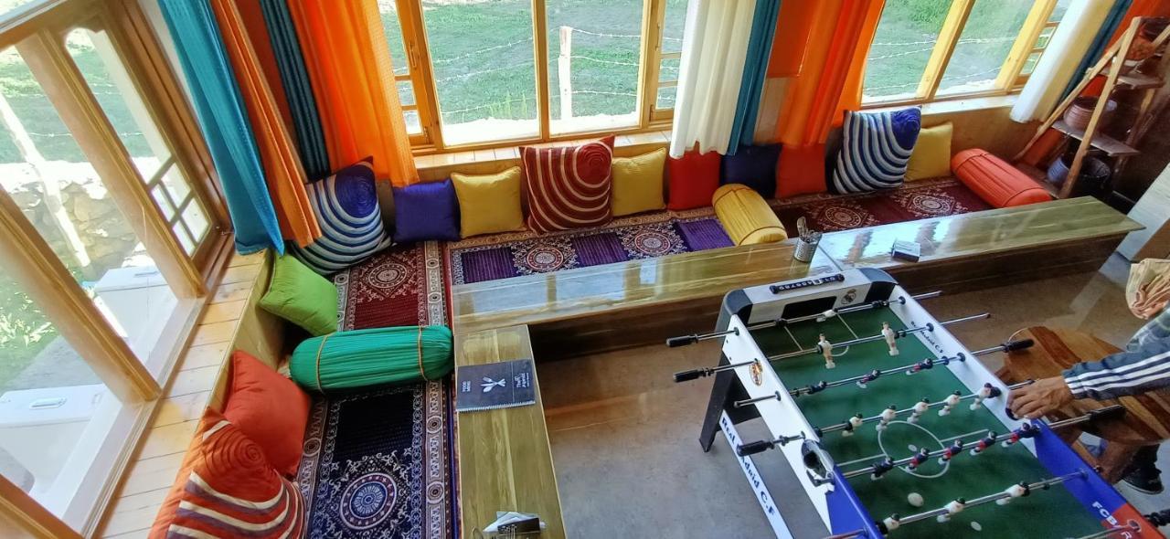 The Alpinist Cafe And Retreat Hotel Каза Екстериор снимка