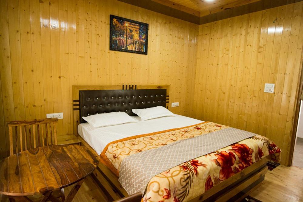 The Alpinist Cafe And Retreat Hotel Каза Екстериор снимка