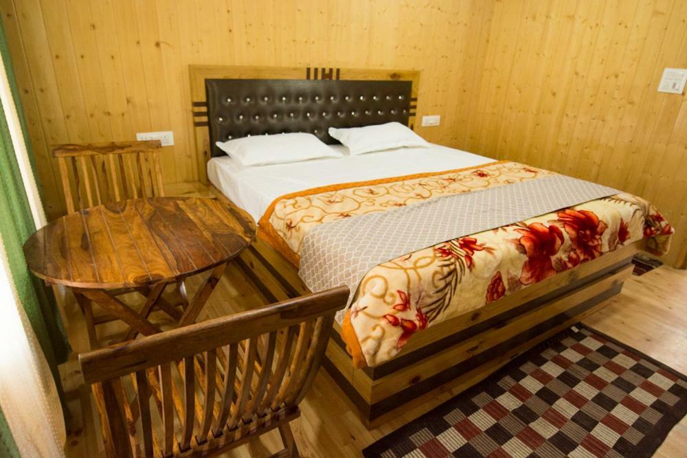 The Alpinist Cafe And Retreat Hotel Каза Екстериор снимка